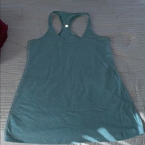 Athletic tank top